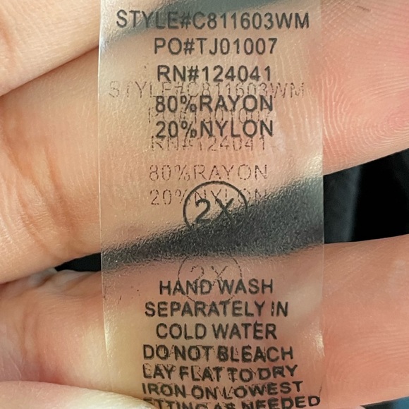 Black cold shoulder top - Picture 5 of 8